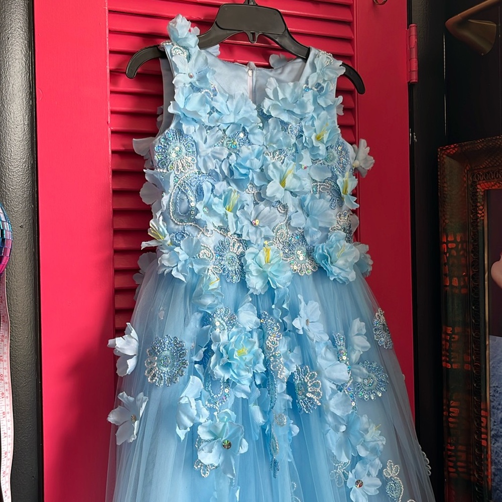 couture floral gown measurements in description (kid size)